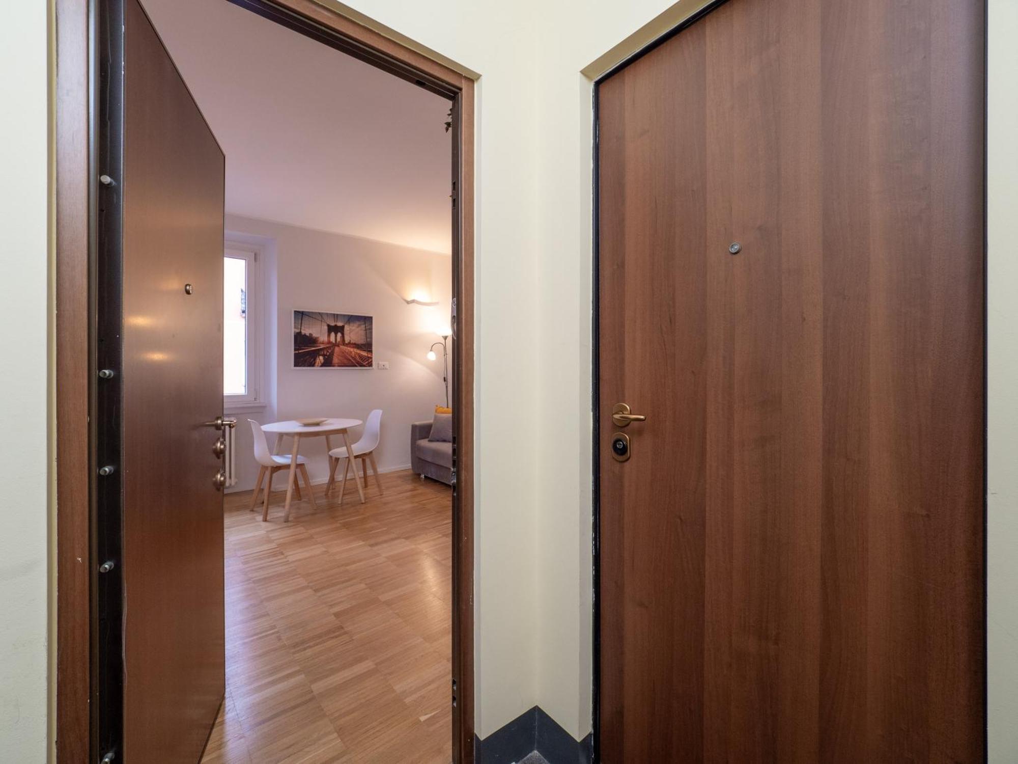Keys Of Italy - Melloni 4 / Mustard Revolution Apartman Milánó Kültér fotó